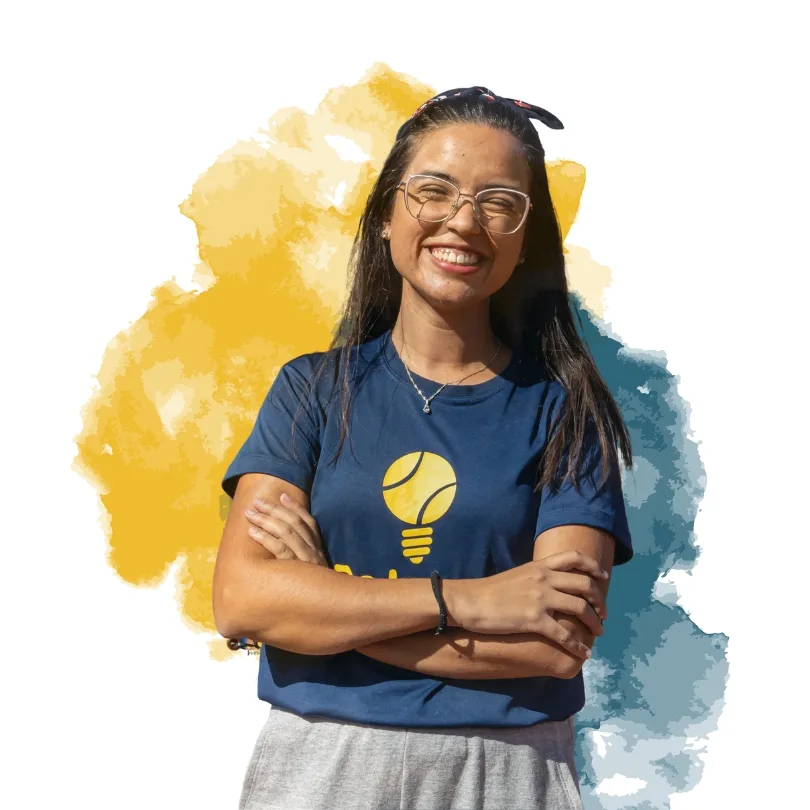 Bia, Assistente Administrativa da De Lucca Tênis
